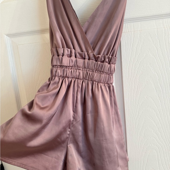 Cute purple o.vianca satin romper size small - Picture 3 of 5